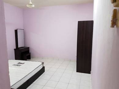 Condominium For Rent in Mentari Condominium