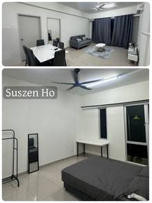 Condominium For Rent in Royale Infinity