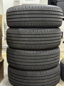 215 55 18 Toyo R56 Japan Yr22 80% set 4pcs rm500