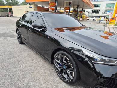 BMW i5 eDRIVE40 M SPORT in Puchong, SGR