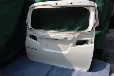 TOYOTA ALPHARD Rear Bonnet