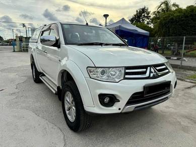 Mitsubishi Triton in Klang, SGR