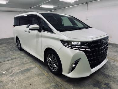 Toyota Alphard Z in Damansara, KUL