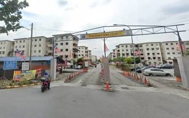 Apartment For Rent in Puchong Utama Court 1
