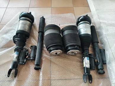 (USED) Ori W205 C300 Air Suspension