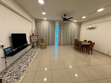 Condominium For Rent in Berjaya Condominium