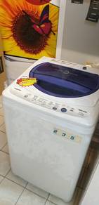 TOSHIBA 7.2kg Washing Machine 5Ag3n6 - terpakai