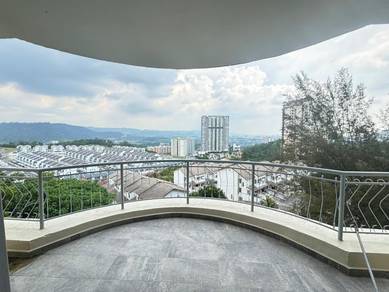 Condominium For Sale in Venice Hill