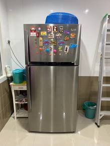 peti sejuk LG