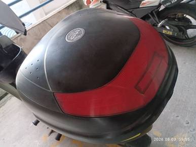 Givi box