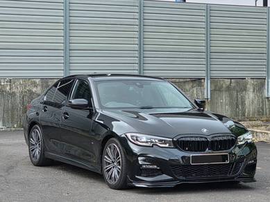BMW 330i 30i M SPORT in Johor Bahru, JHR