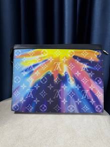 lv Louis Vuitton limited edition clutch bag