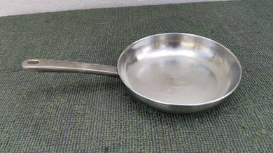 B841 Kuali Leper 25 cm Stainless Steel Frying Pan