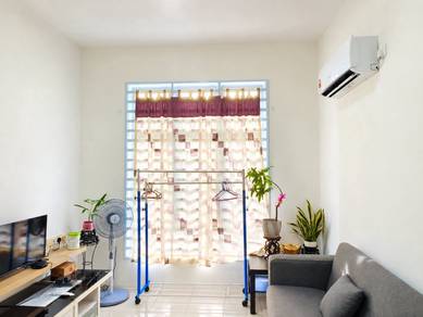 Condominium For Sale in The Anderson