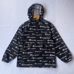 Champion Half Zip Windbreaker (M)