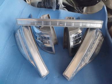 Toyota estima tail lamp lampu belakang