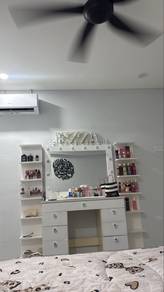 Vanity Mirror