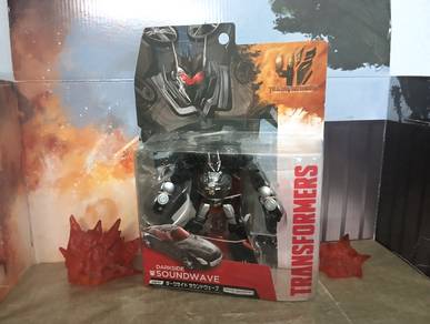 Transformers AOE Deluxe Class Darkside Soundwave