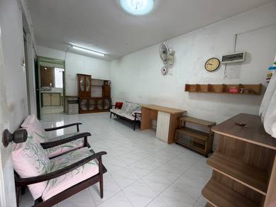 Flat For Sale in Taman Daya - Jalan Nibong 14