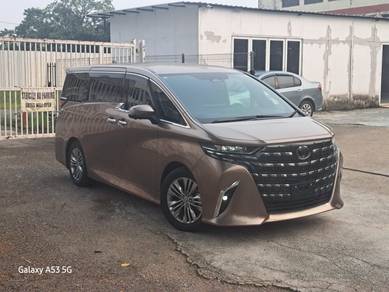 Toyota Alphard Z in Sungai Besi, KUL