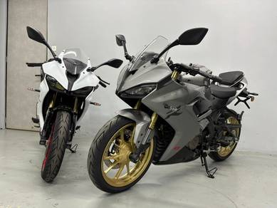 QJ Motor SRK250RR