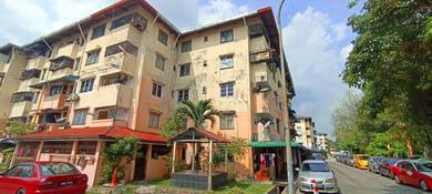 Apartment For Sale in Flat PKNS Seksyen 20