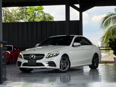 Mercedes Benz C200 AMG 200 AMG LINE in Johor Bahru, JHR
