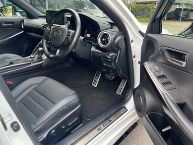 2022 Lexus IS 300 F-SPORT