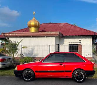 Mazda 323 in Batu Pahat, JHR