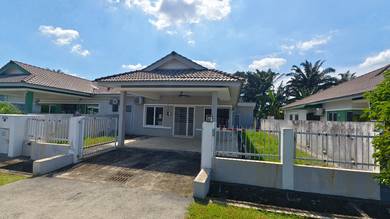 Semi-Detached House For Sale in Sepang,SGR