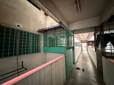 Flat For Sale in Bandar Bukit Tinggi 2