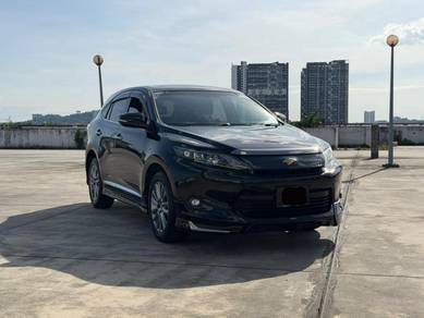 Toyota Harrier ELEGANCE in Cheras, KUL