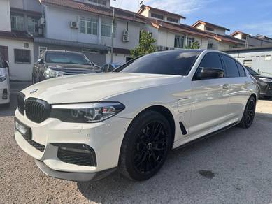 BMW 530e 30e SPORT in Batu Uban, PNG