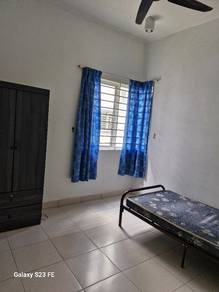 Room in Nilai, NSN