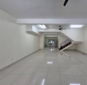 2-storey Terraced House For Sale in Seri Kembangan,SGR