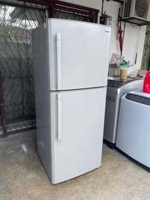 Samsung fridge 2d refrigerator peti sejuk peti ais
