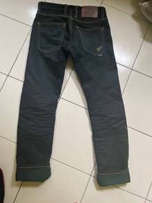 size 28