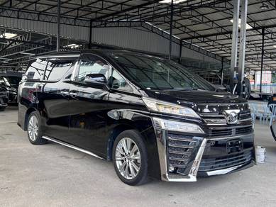 Toyota Vellfire ZG in Petaling Jaya, SGR