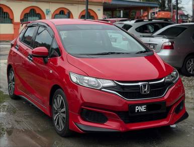Honda Jazz S in Jawi, PNG