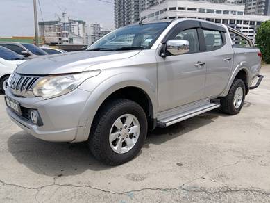 Mitsubishi Triton VGT GS in Salak Selatan, KUL