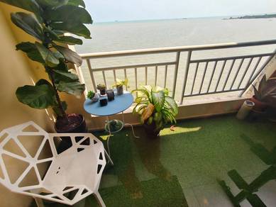 Condominium For Sale in Carina Condominium