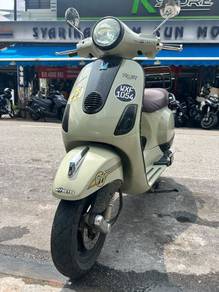 Vespa LX 150