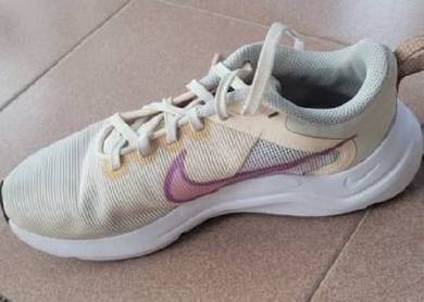 NIKE Downshifter 12 RUNNING SHOES
