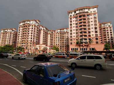 Condominium For Sale in Marina Court