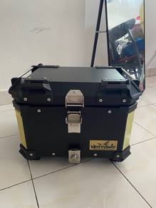 Top Box With Base 45L
