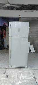 Sharp 2door fridge refrigerator 577L
