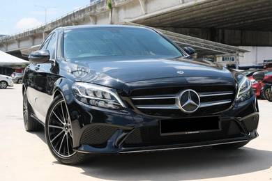 Mercedes Benz C200 200 AVANTGARDE (CKD) in Cheras, SGR