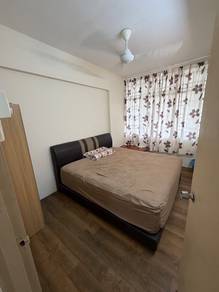 Room in Paya Terubong, PNG