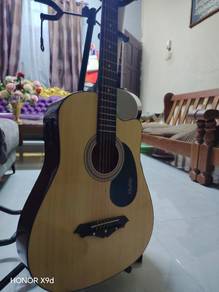 Guitar Mukita Semi Elektrik