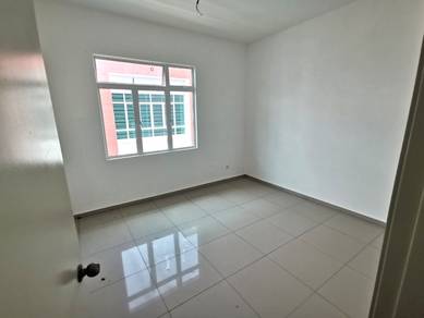 Bungalow House For Sale in Cheng,MLK